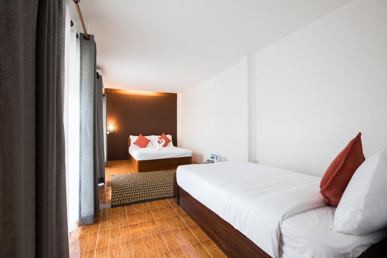 Hotel Peng Jai à Chiang Mai Extérieur photo