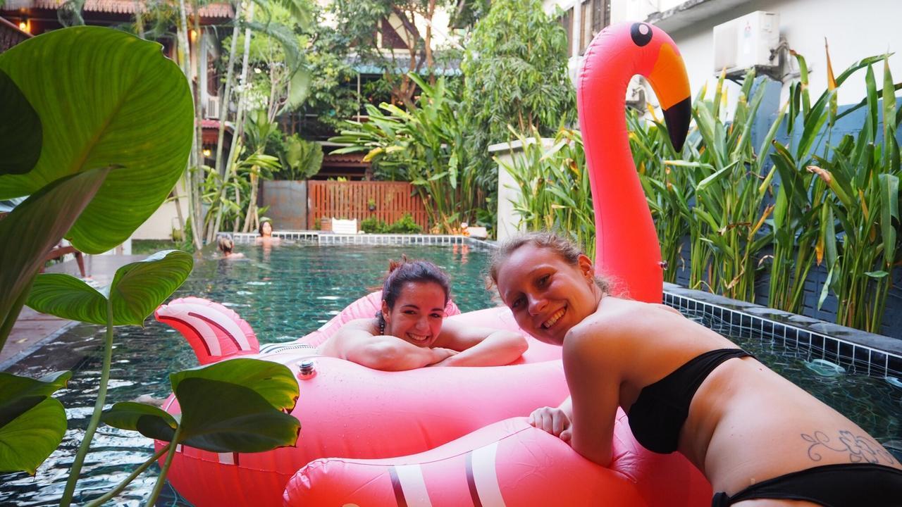 Hotel Peng Jai à Chiang Mai Extérieur photo