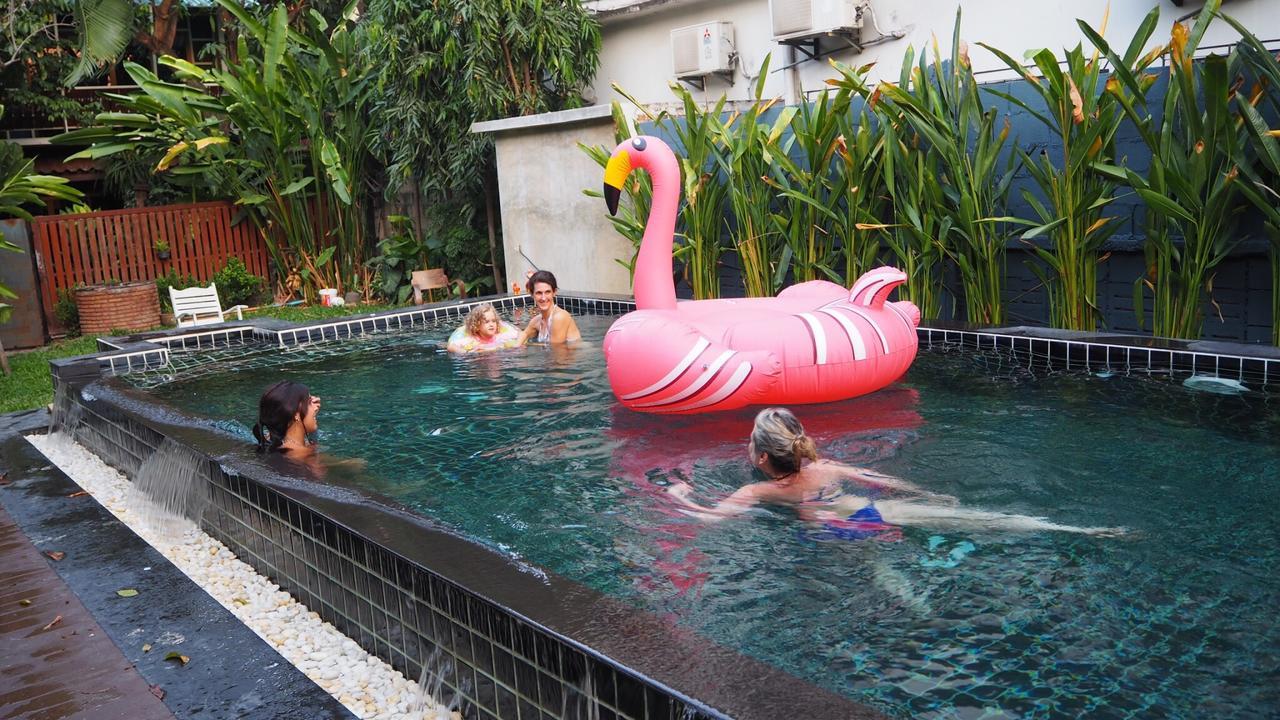 Hotel Peng Jai à Chiang Mai Extérieur photo