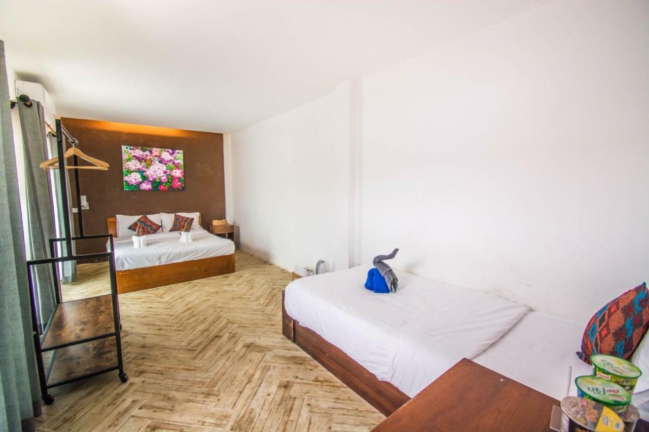 Hotel Peng Jai à Chiang Mai Extérieur photo